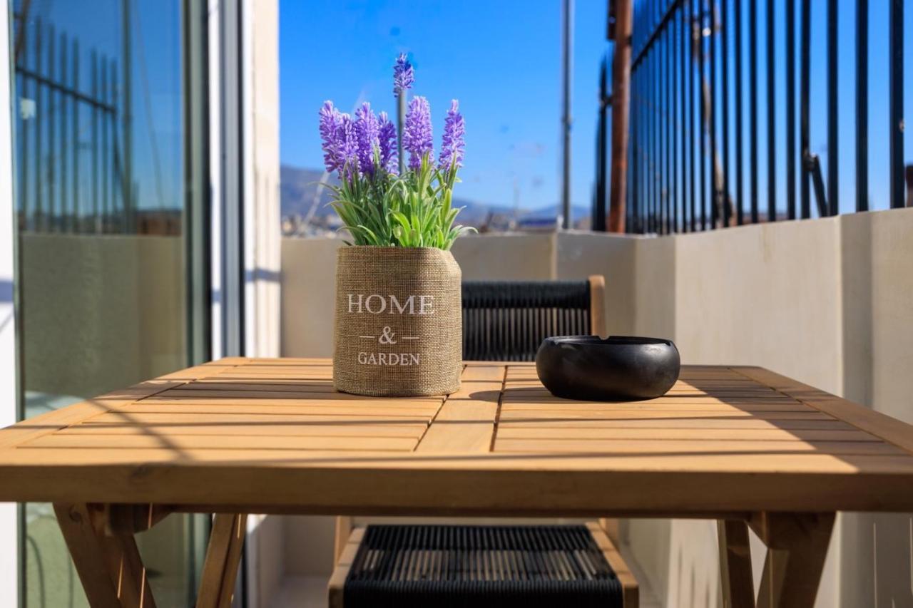 Aiolos New Smyrni View Loft Suite 아테네 외부 사진