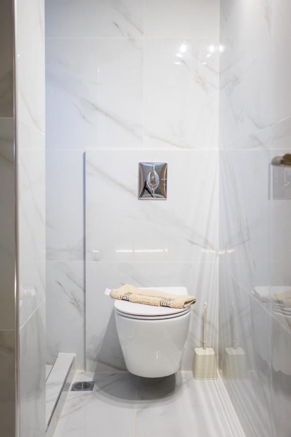 Aiolos New Smyrni View Loft Suite 아테네 외부 사진